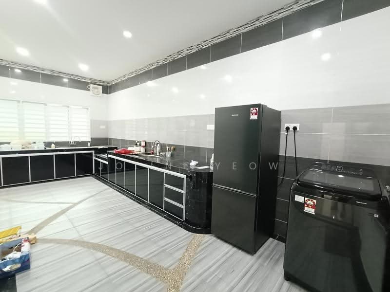 Semi-Detached House for Sale in Ipoh (Perak) - Joline YEOW - Kitchen - PropertyGuru.com.my