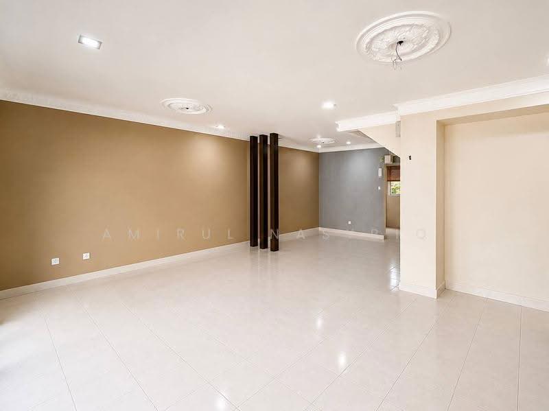 2-storey Terraced House for Sale in Denai Alam (Shah Alam) - Amirul Nasyriq - Living Room - PropertyGuru.com.my