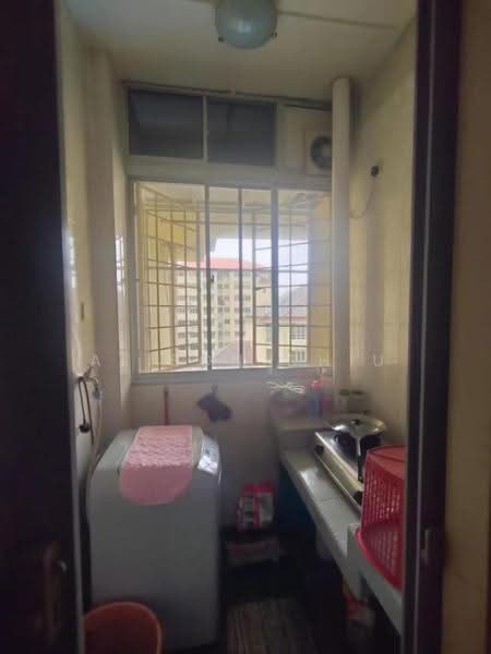Condominium for Sale at Astana Putra - Alison Chiu - Kitchen - PropertyGuru.com.my