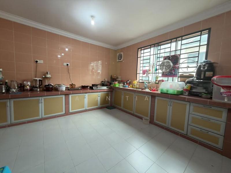 Rumah Teres 2-Tingkat untuk Dijual di Taman Desa Harmoni (Masai) - Alan Tia - Kitchen - PropertyGuru.com.my