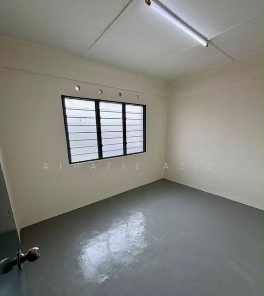 2-storey Terraced House for Sale in Taman Dato Abdul Rahman Jaafar (Batu Pahat) - ALHAFIZ AZIS - Interior - PropertyGuru.com.my