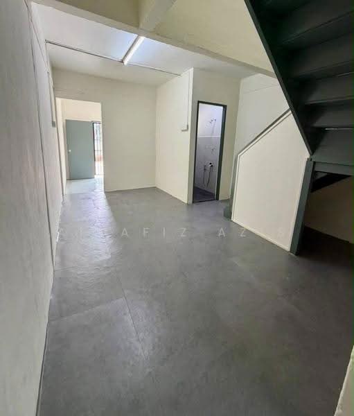2-storey Terraced House for Sale in Taman Dato Abdul Rahman Jaafar (Batu Pahat) - ALHAFIZ AZIS - Interior - PropertyGuru.com.my