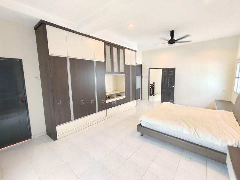 2-storey Terraced House for Sale in Bandar Cyber Ipoh (Bandar Siber) (Ipoh) - Joseph Wong - Bedroom - PropertyGuru.com.my