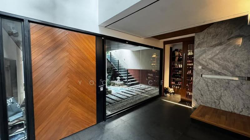 Rumah Banglo untuk Dijual di Bukit Damansara (Damansara Heights) - Yoong CF - Entrance - PropertyGuru.com.my