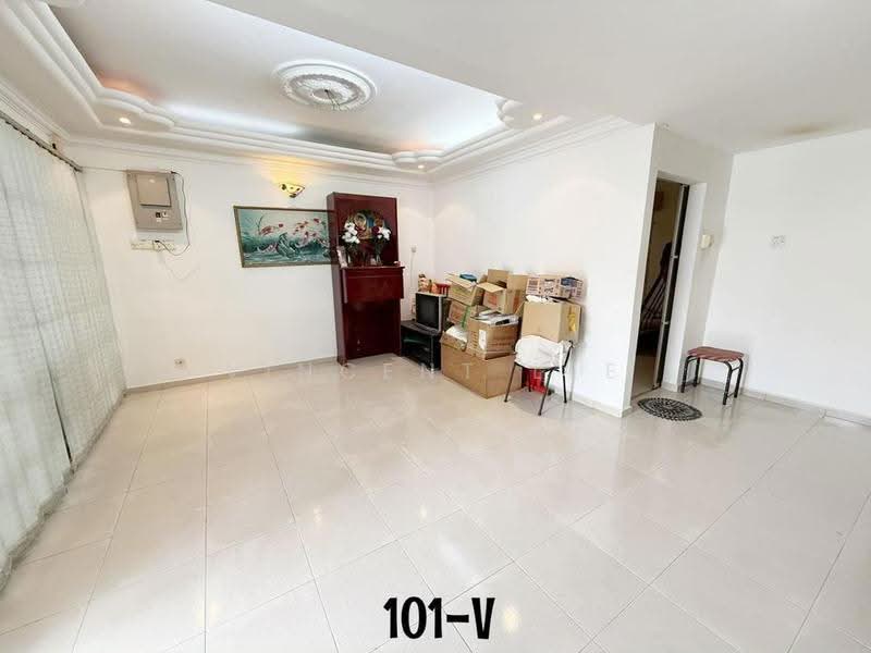 2-storey Terraced House for Sale in Taman Sentosa (Klang) - Vincent Lee - Living Room - PropertyGuru.com.my