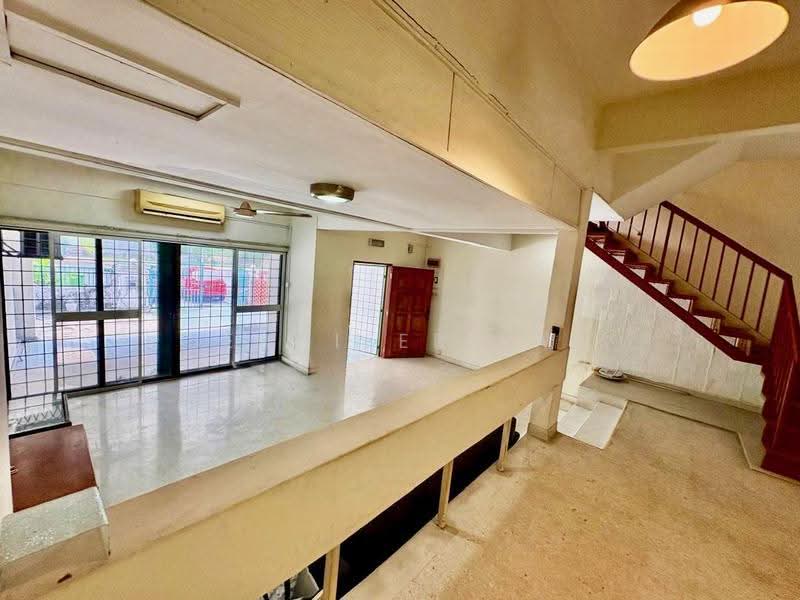 2-storey Terraced House for Sale in Taman Desa (Kuala Lumpur) - Jennifer Yap - Living Room - PropertyGuru.com.my