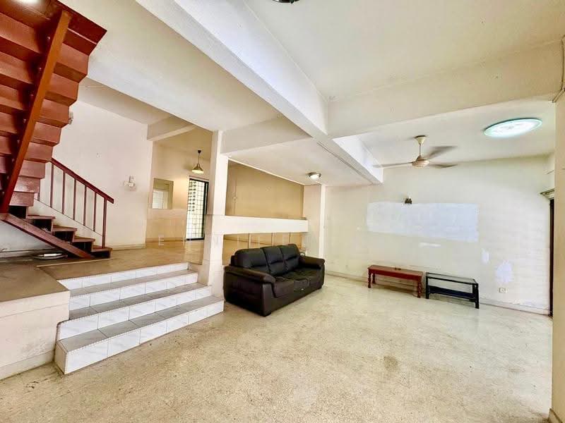 2-storey Terraced House for Sale in Taman Desa (Kuala Lumpur) - Jennifer Yap - Living Room - PropertyGuru.com.my