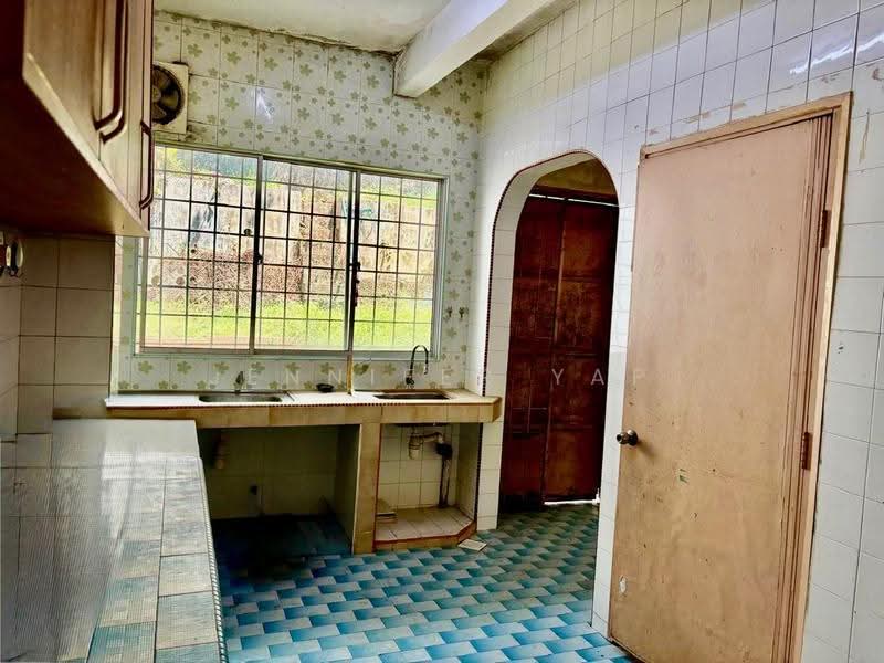 2-storey Terraced House for Sale in Taman Desa (Kuala Lumpur) - Jennifer Yap - Kitchen - PropertyGuru.com.my