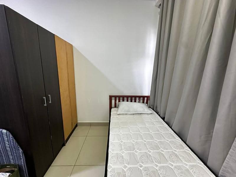 Kediaman Servis untuk Disewa di Utropolis Suites 1 - Yi Jun - Bedroom - PropertyGuru.com.my