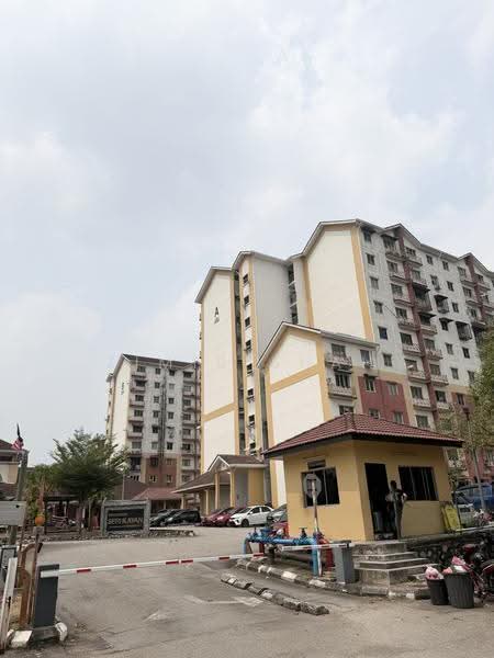 Apartment for Sale at Pangsapuri Seri Kayan - Zimir Shah - Exterior - PropertyGuru.com.my