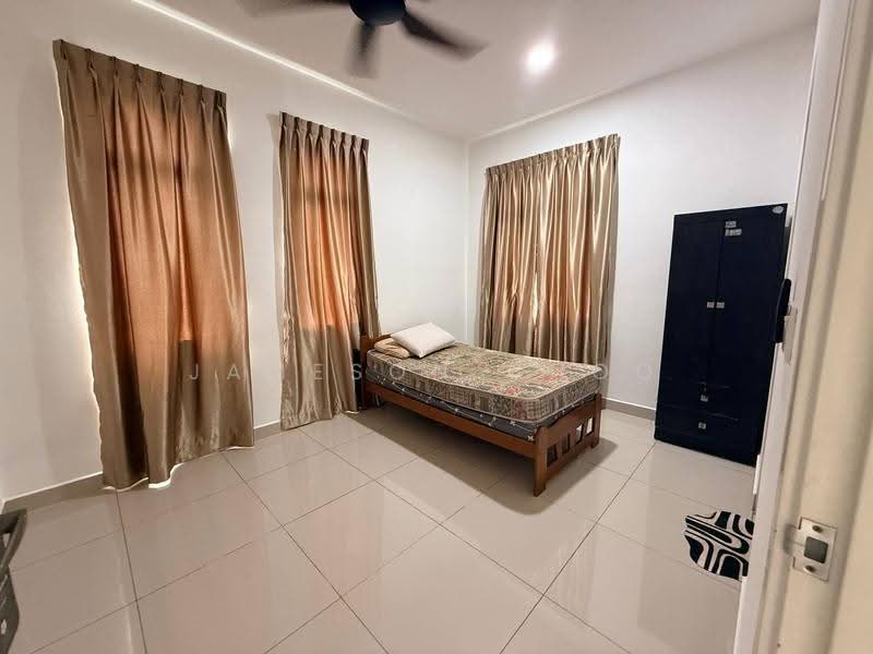 Semi-Detached House for Sale in Taman Nusa Idaman (Iskandar Puteri (Nusajaya)) - Jameson Choo - Bedroom - PropertyGuru.com.my