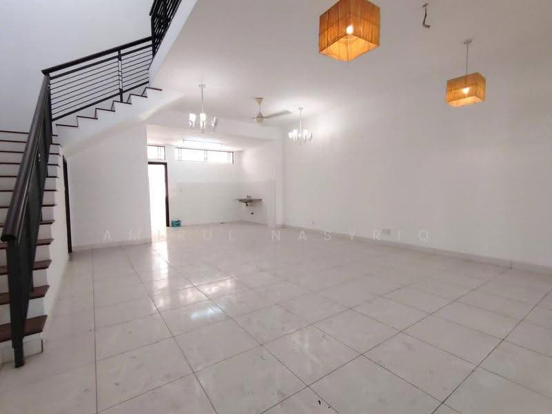 2-storey Terraced House for Sale in Denai Alam (Shah Alam) - Amirul Nasyriq - Interior - PropertyGuru.com.my