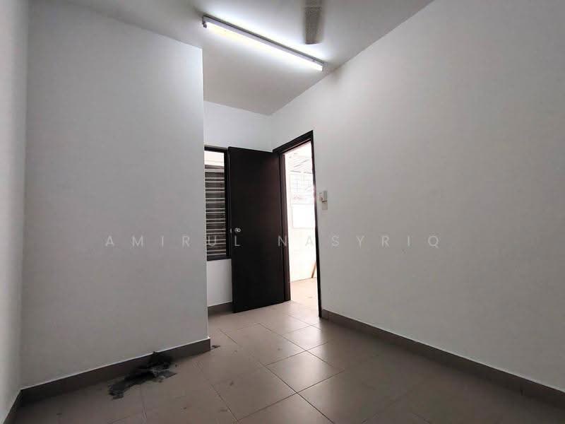 2-storey Terraced House for Sale in Denai Alam (Shah Alam) - Amirul Nasyriq - Interior - PropertyGuru.com.my