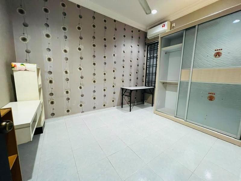 1-storey Terraced House for Sale in Taman Nusa Bestari 2 (Iskandar Puteri (Nusajaya)) - Junz Liew - Bedroom - PropertyGuru.com.my