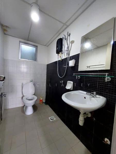 Condominium for Rent at Axis Residence - Cecilia Tey - Bathroom - PropertyGuru.com.my