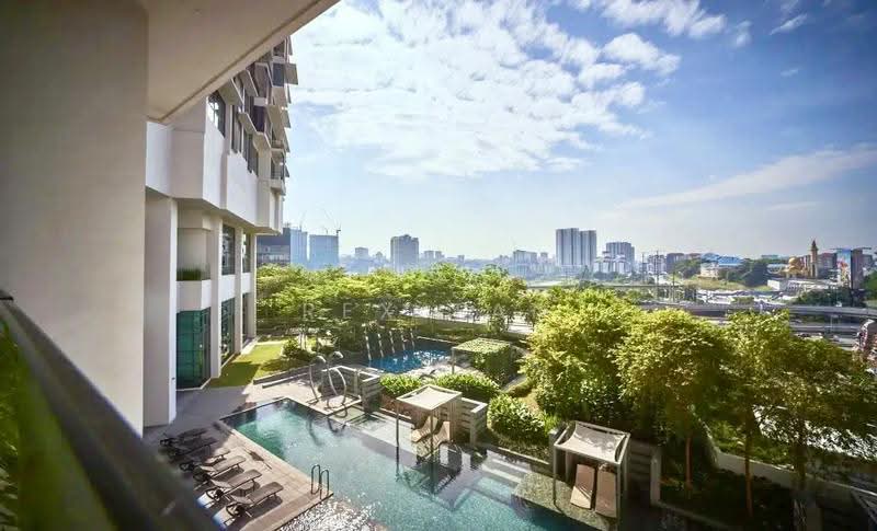 Kediaman Servis untuk Dijual di Vogue Suites One - Rex Tan - Exterior - PropertyGuru.com.my