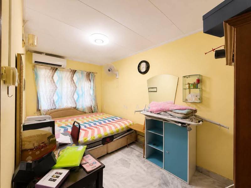 2-storey Terraced House for Sale in Seksyen 19 (Shah Alam) - Amirul Nasyriq - Bedroom - PropertyGuru.com.my