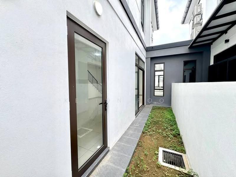 2-storey Terraced House for Sale in Eco Grandeur (Puncak Alam) - Kelton Foo - Exterior - PropertyGuru.com.my