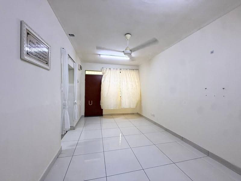 Apartment for Sale at Pangsapuri Semarak - Amirul Nasyriq - Living Room - PropertyGuru.com.my