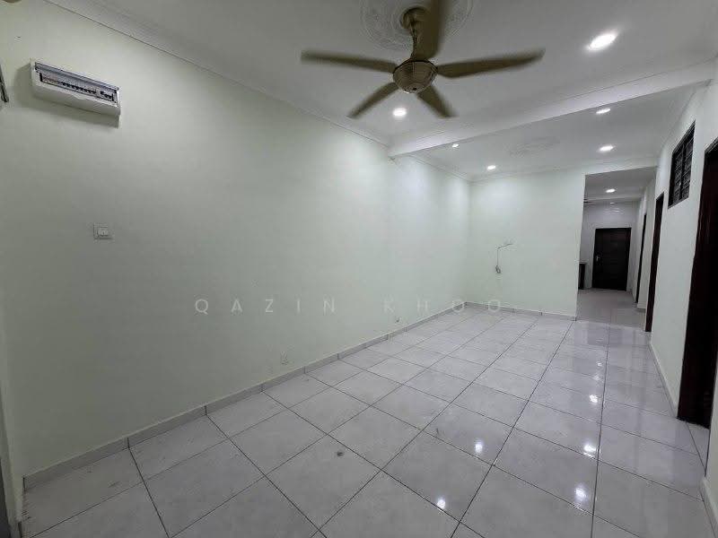 Rumah Teres 1-Tingkat untuk Dijual di Taman Tasek (Ipoh) - Qazin Khoo - Living Room - PropertyGuru.com.my