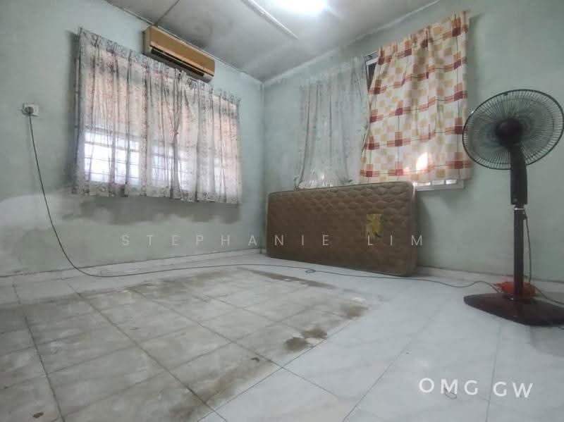 Rumah Teres 1-Tingkat untuk Disewa di Taman Sri Sentosa (Klang) - Stephanie Lim - Bedroom - PropertyGuru.com.my