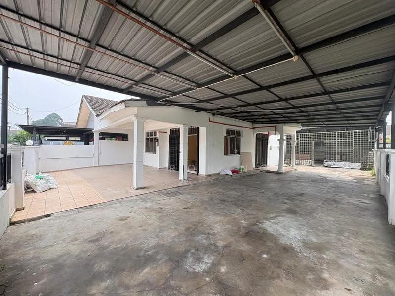 Rumah Berkembar untuk Dijual di Taman Megah Ria (Masai) - Sharon Ng - Exterior - PropertyGuru.com.my