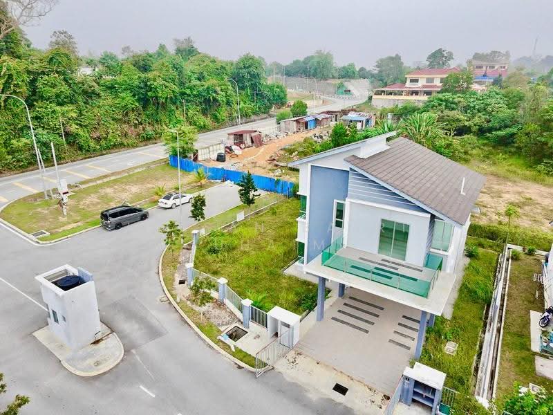Bungalow House for Sale in Seremban (Negeri Sembilan) - Hassan Basri Suhaimi - Exterior - PropertyGuru.com.my