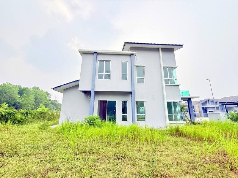 Bungalow House for Sale in Seremban (Negeri Sembilan) - Hassan Basri Suhaimi - Exterior - PropertyGuru.com.my