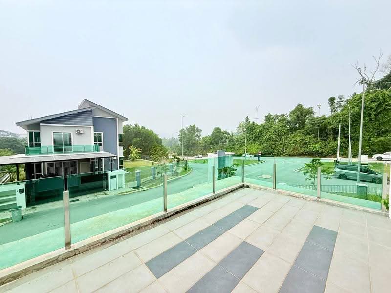 Bungalow House for Sale in Seremban (Negeri Sembilan) - Hassan Basri Suhaimi - PropertyGuru.com.my