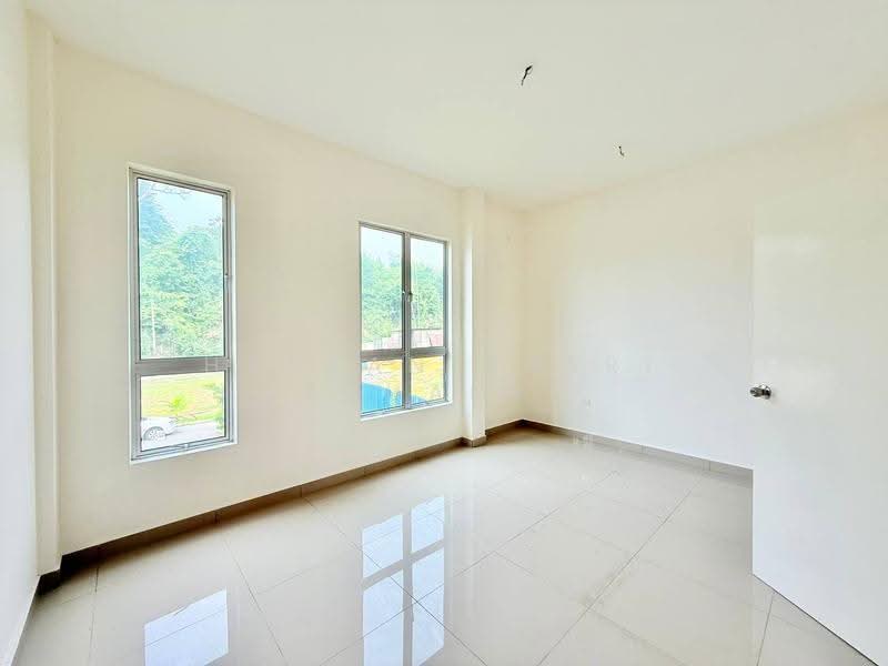 Bungalow House for Sale in Seremban (Negeri Sembilan) - Hassan Basri Suhaimi - Interior - PropertyGuru.com.my