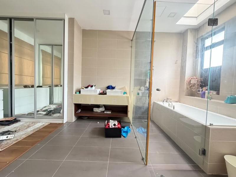 Vila Berkembar untuk Dijual di Taman Melawati (Ulu Kelang) - Nadrah Omar - Bathroom - PropertyGuru.com.my
