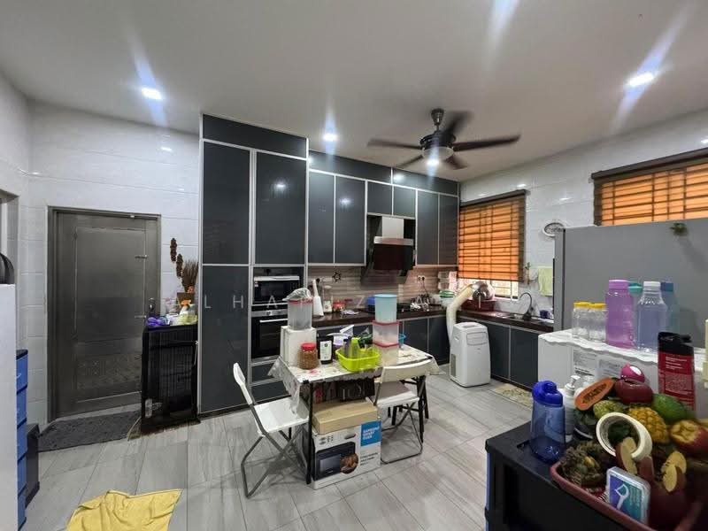 2-storey Terraced House for Sale in Bandar Seri Alam (Masai) - ALHAFIZ AZIS - Kitchen - PropertyGuru.com.my