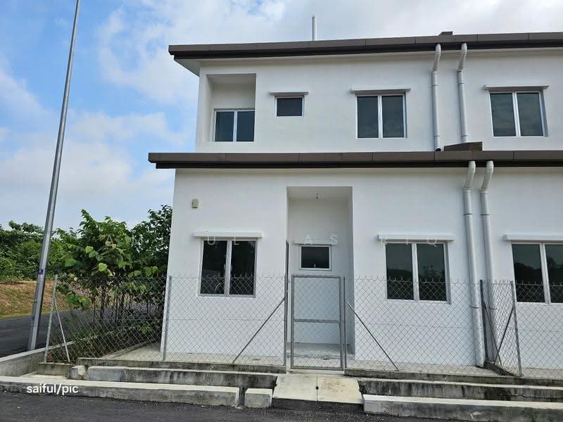 2-storey Terraced House for Sale in Desa Seri Setia (Sepang) - Amirul Nasyriq - Exterior - PropertyGuru.com.my