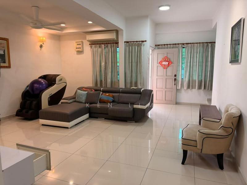 Rumah Teres 2-Tingkat untuk Disewa di Sungai Long (Bandar Sungai Long) - Ken Lim - Living Room - PropertyGuru.com.my