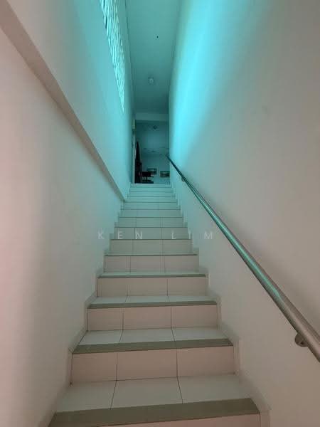 Rumah Teres 2-Tingkat untuk Disewa di Sungai Long (Bandar Sungai Long) - Ken Lim - Corridor - PropertyGuru.com.my