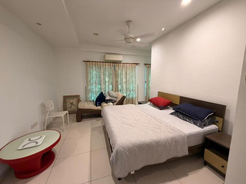 Rumah Teres 2-Tingkat untuk Disewa di Sungai Long (Bandar Sungai Long) - Ken Lim - Bedroom - PropertyGuru.com.my