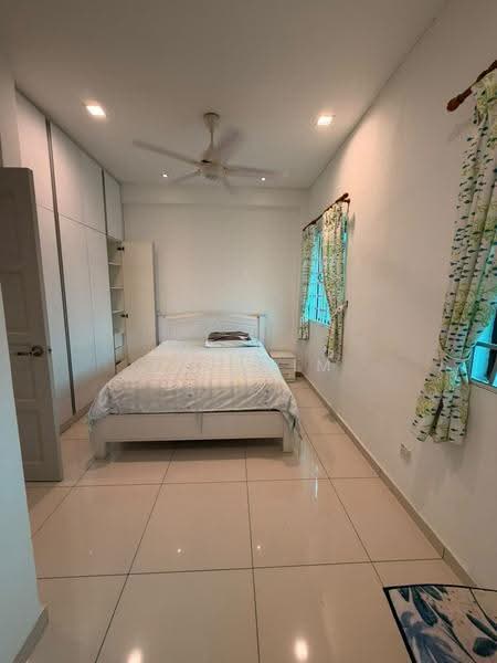 Rumah Teres 2-Tingkat untuk Disewa di Sungai Long (Bandar Sungai Long) - Ken Lim - Bedroom - PropertyGuru.com.my