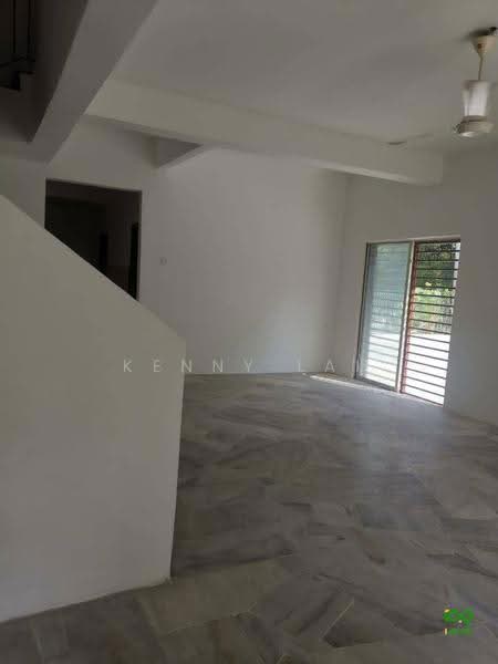 Rumah Teres 2-Tingkat untuk Disewa di Bandar Mahkota Cheras (Cheras) - Kenny Lai - Living Room - PropertyGuru.com.my