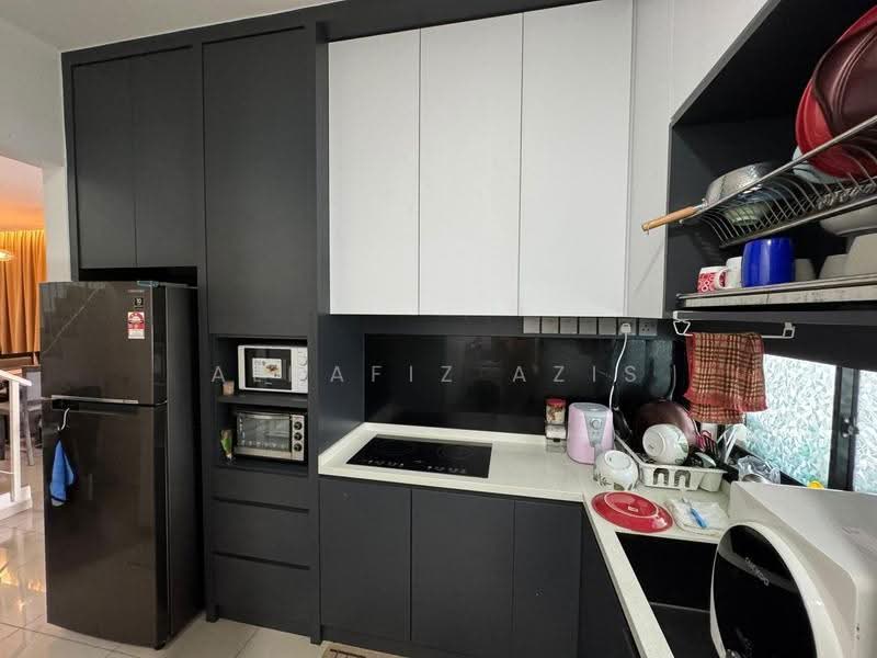 Rumah Teres 2-Tingkat untuk Dijual di Kota Masai (Pasir Gudang) - ALHAFIZ AZIS - Kitchen - PropertyGuru.com.my