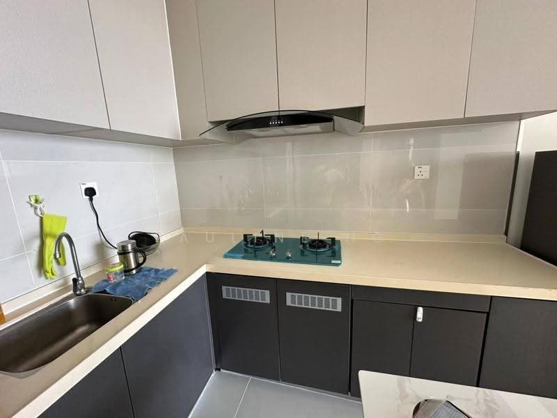 Condominium for Rent at Bay Point @ Country Garden Danga Bay - Pauline Ng - Kitchen - PropertyGuru.com.my