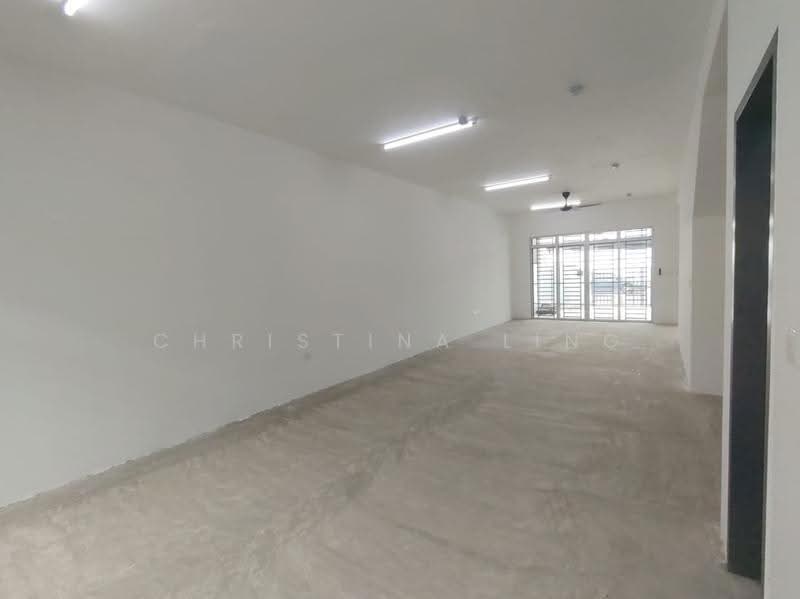 Rumah Teres untuk Disewa di Bandar Dato Onn (Tebrau) - Christina Ling - Living Room - PropertyGuru.com.my
