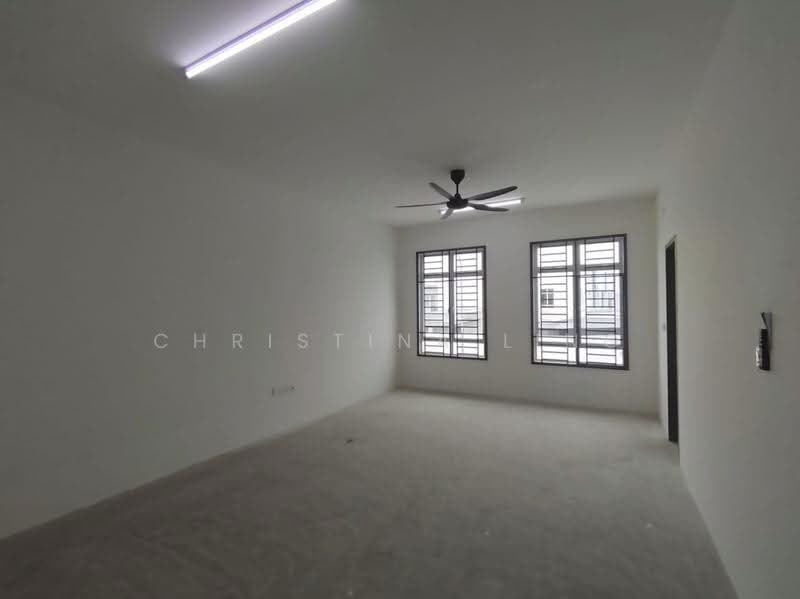 Rumah Teres untuk Disewa di Bandar Dato Onn (Tebrau) - Christina Ling - Living Room - PropertyGuru.com.my