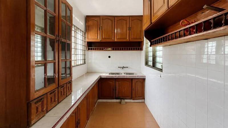 2-storey Terraced House for Sale in Klang (Selangor) - Danial Mohd Zaki - Kitchen - PropertyGuru.com.my