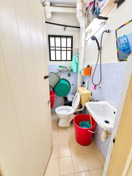 Pangsapuri untuk Dijual di Sri Ilham - Bess Wong - Bathroom - PropertyGuru.com.my