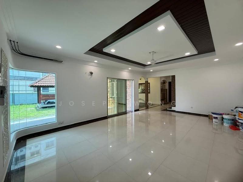 Semi-Detached House for Rent in Fair Park (Ipoh) - Joseph Wong - Living Room - PropertyGuru.com.my