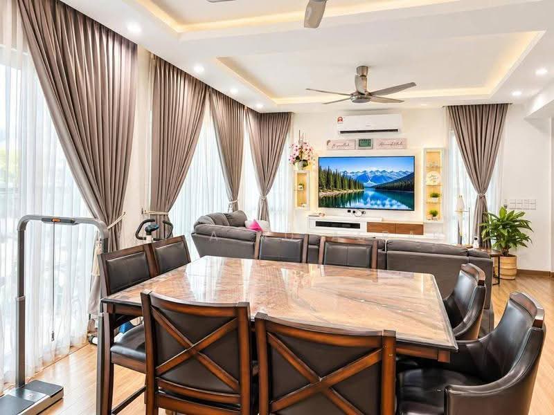 Rumah Teres 2-Tingkat untuk Dijual di Denai Alam (Shah Alam) - Asliza Md Asrar - Living Room - PropertyGuru.com.my