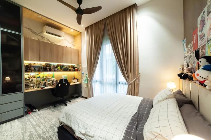 Semi-Detached House for Sale in Setia Alam (Selangor) - Clement Yew - Bedroom - PropertyGuru.com.my