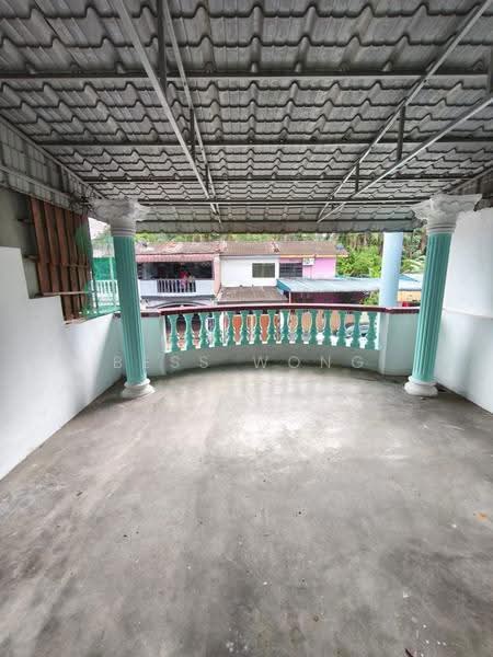 Rumah Teres 2-Tingkat untuk Disewa di Senai (Johor Bahru) - Bess Wong - Balcony - PropertyGuru.com.my