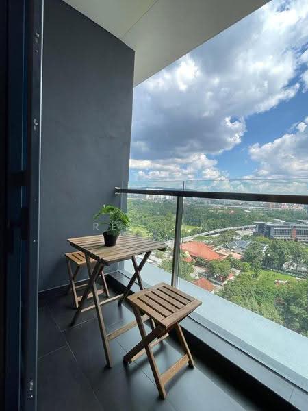 Kediaman Servis untuk Disewa di 10 Stonor - Rex Tan - Balcony - PropertyGuru.com.my