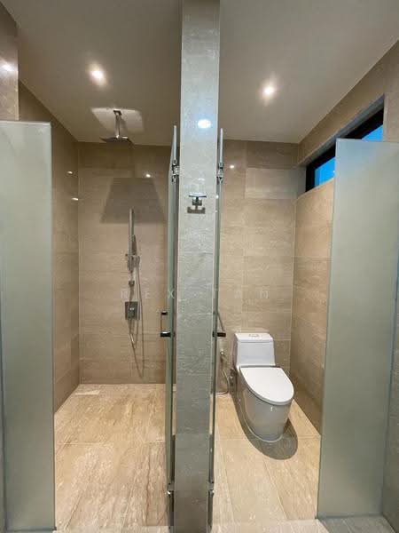 Kediaman Servis untuk Disewa di 10 Stonor - Rex Tan - Bathroom - PropertyGuru.com.my